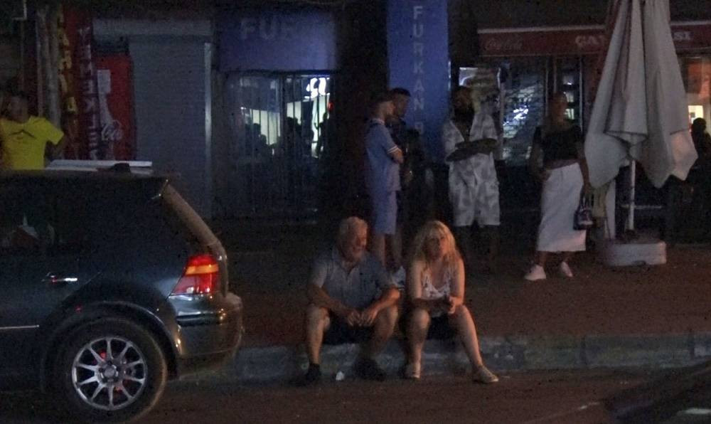 Kahraman itfaiyeci öfkeli kocayı tek hamlesiyle durdurdu! Mutfak tüpünü bomba gibi patlatacaktı: Polisler bile şaşkına döndü