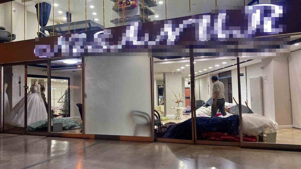 Kahraman itfaiyeci öfkeli kocayı tek hamlesiyle durdurdu! Mutfak tüpünü bomba gibi patlatacaktı: Polisler bile şaşkına döndü