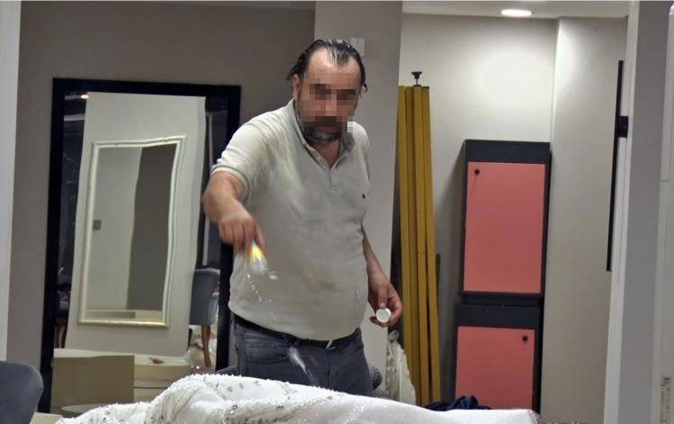 Kahraman itfaiyeci öfkeli kocayı tek hamlesiyle durdurdu! Mutfak tüpünü bomba gibi patlatacaktı: Polisler bile şaşkına döndü