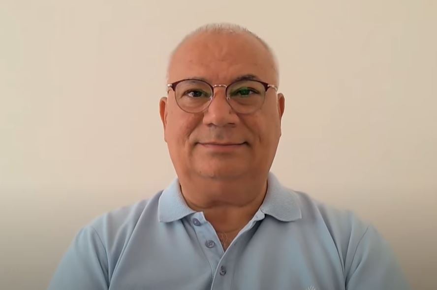 ozdemir.jpg