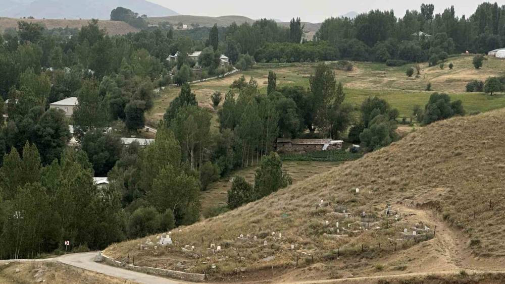 Henüz 27 yaşındaydı: Mezardaki nöbet yürekleri dağladı!