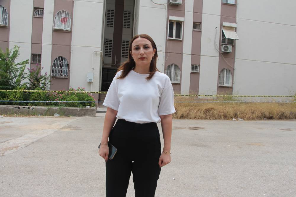 Bunu da yaşadık! Apartmanda merdivenler çöktü: 10 kişi mahsur kaldı