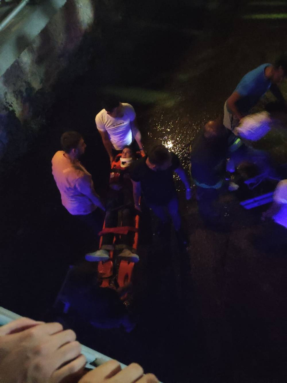 Sulama kanalında ecel terleri döktü! Gece kurtarma seferberliği