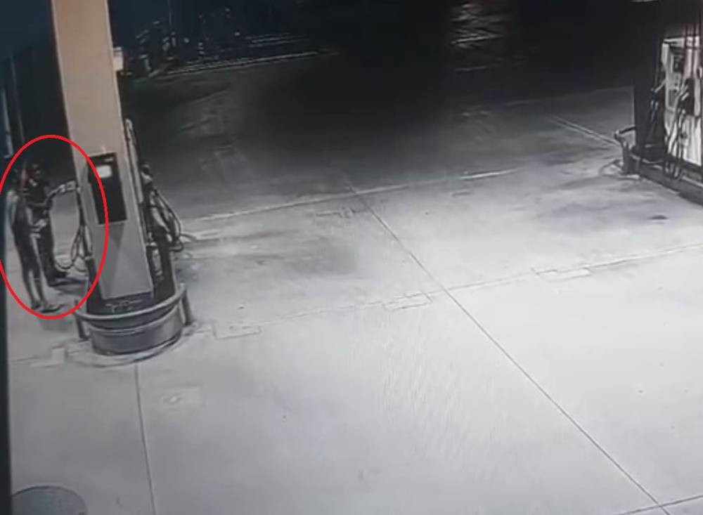 Anamur’da orman yangını skandalı! Şişelerle benzin aldılar: Kamere görüntüleri ortaya çıktı