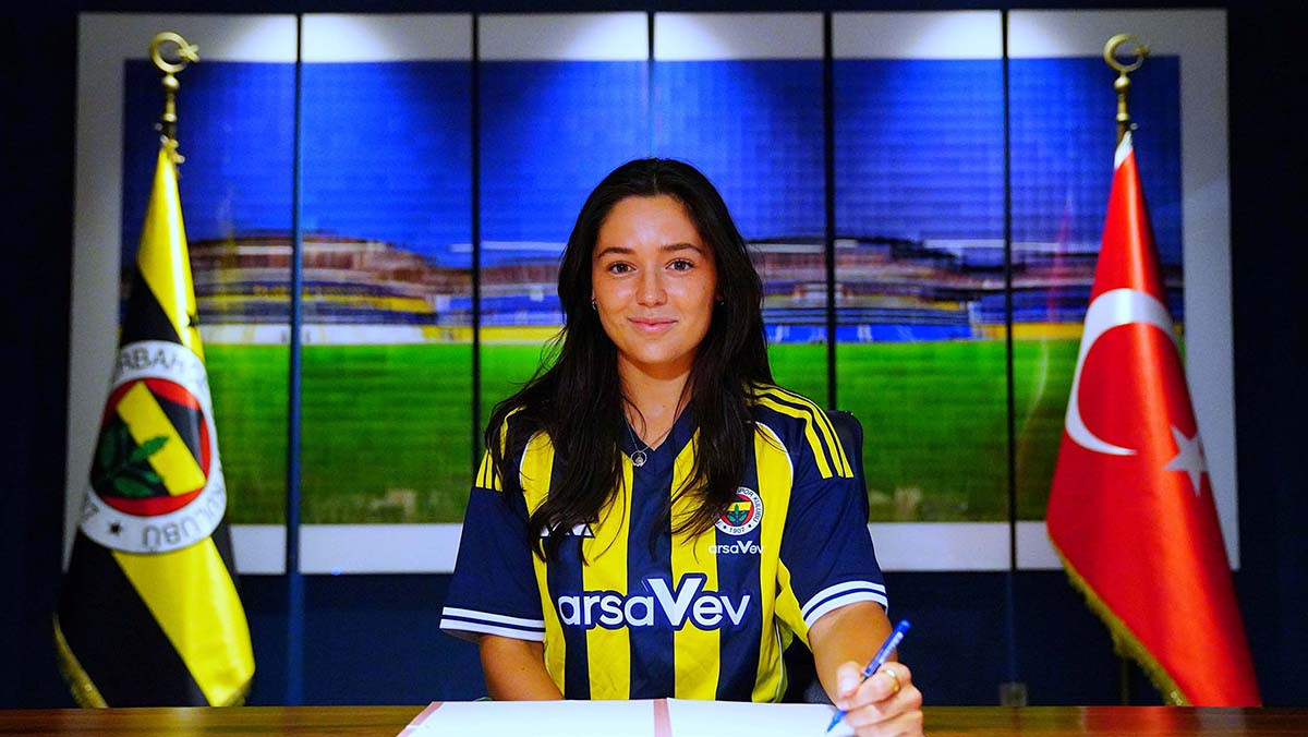 fenerbahce-isvecli-oyuncuyu-transfer-etti.jpg