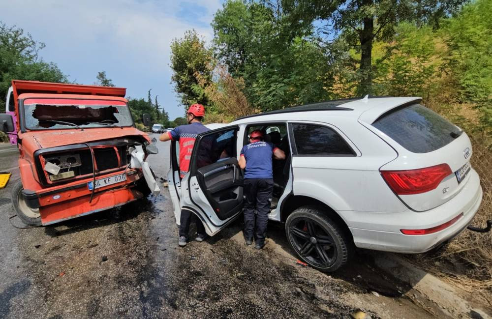 Sapanca’da feci kaza! 4’ü çocuk 5 kişi yaralandı