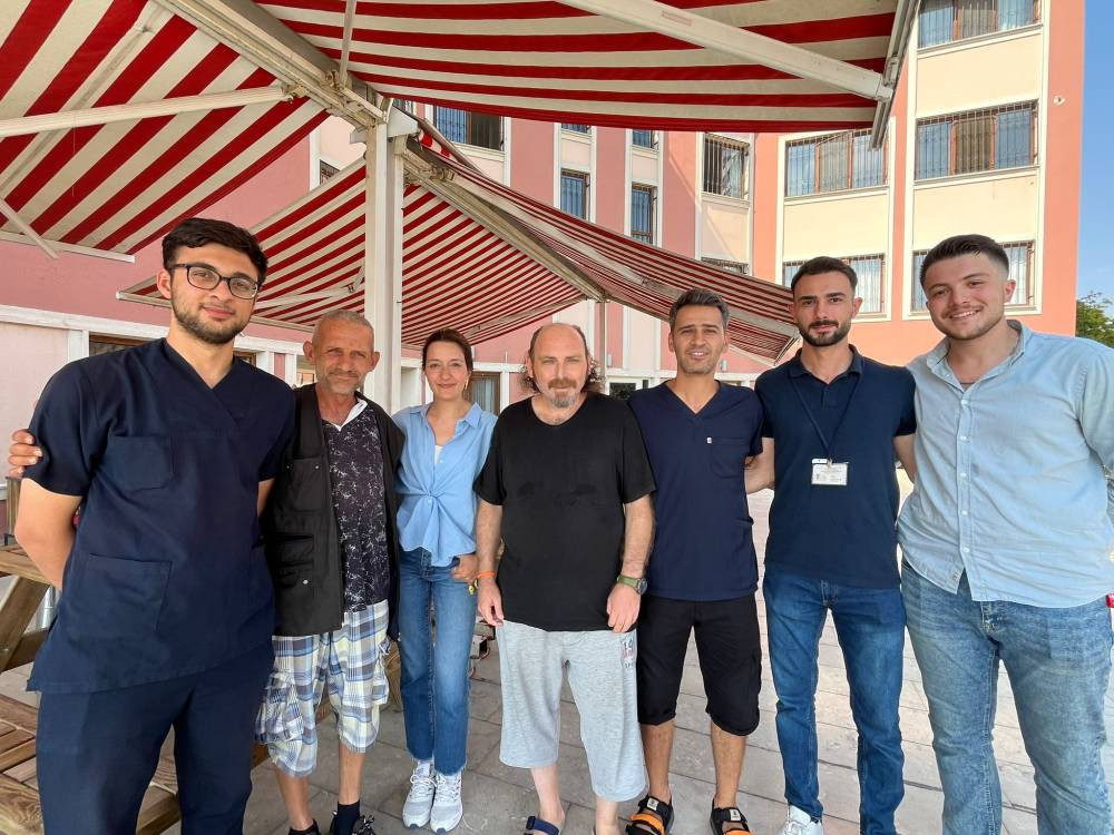 Ankara’da 'su' savaşı: Engelli bireyler ve bakıcılar eğlenceye doydu!