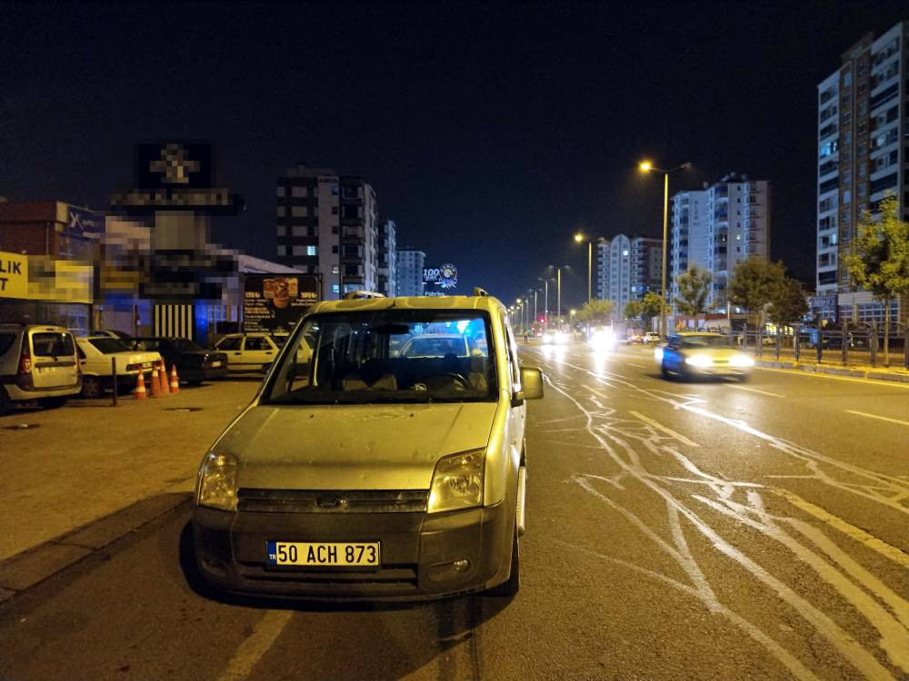 Kan donduran kaza! Kadına peşe peşe çarptılar