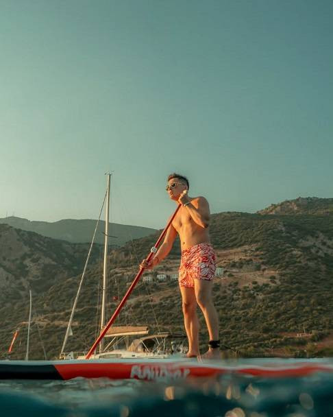 Uzak Şehir’in Kaya’sı Atakan Kaya tatilde şov yaptı! Hayranları çıldırdı