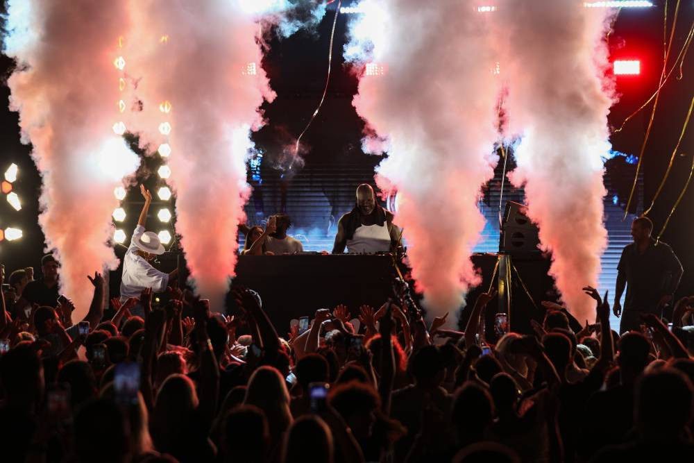Shaq Antalya’yı salladı: DJ Diesel sahneyi ateşe verdi!