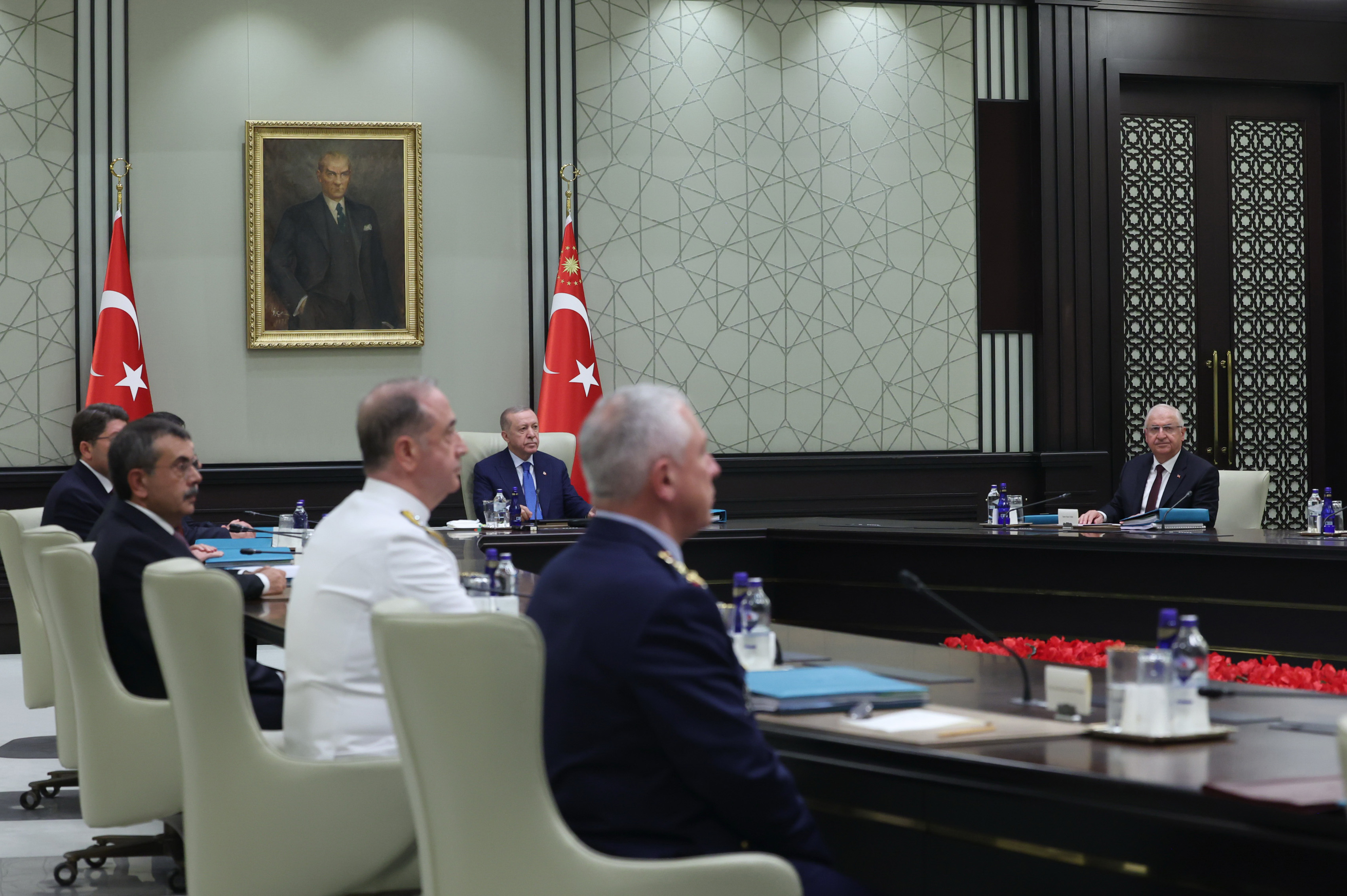 aa-20250805-38748906-38748903-cumhurbaskani-erdogan-baskanligindaki-yuksek-askeri-sura-toplantisi-basladi.jpg