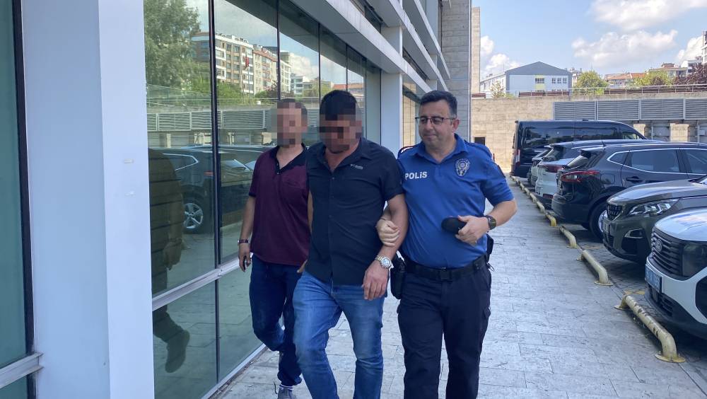 Alkol alıp havaya ateş ettiler! 2’si muhtar 5 kişi gözaltına alındı