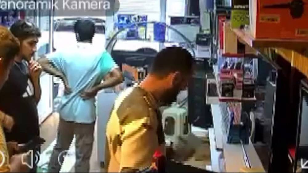 İstanbul’da film gibi hırsızlık! İki ayrı vaka aynı anda