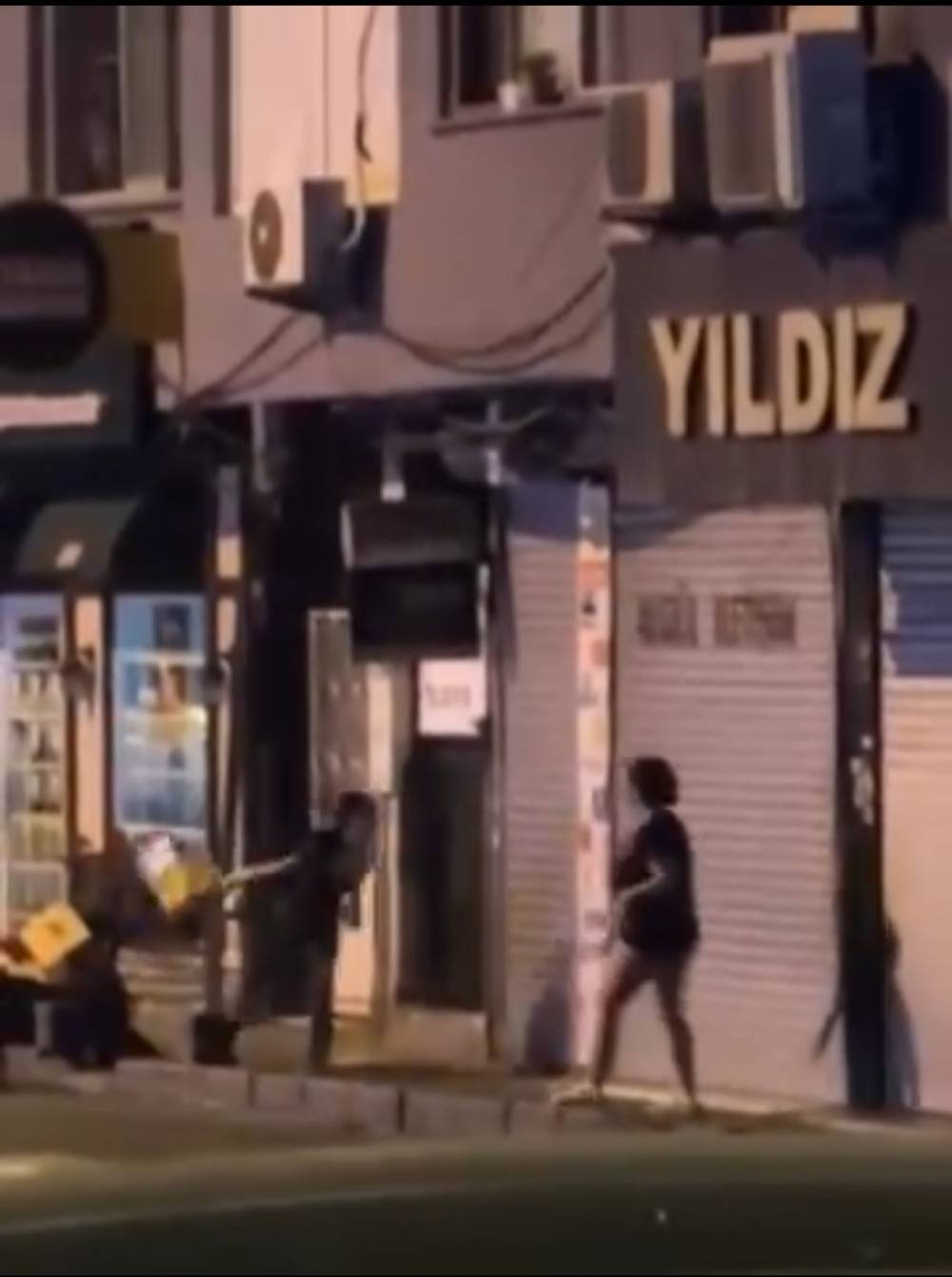 Kırık telefon ekranı çıldırttı! Beyoğlu’nda ilginç gelişme