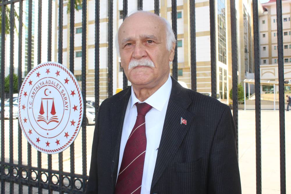 Yargıtay'dan flaş karar! Mankenler kraliçesi Aslı Baş davası sil baştan: İş insanı Ahmet Bayer’in Bodrum’daki villasında ölü bulunmuştu