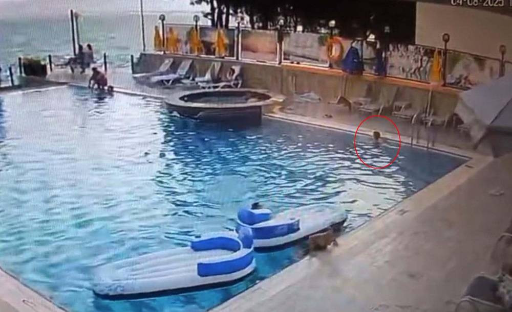 9 yaşındaki Ali, çırpına çırpına can verdi! Türkiye’nin turizm cennetinde yaşandı! Tatil kabusa döndü