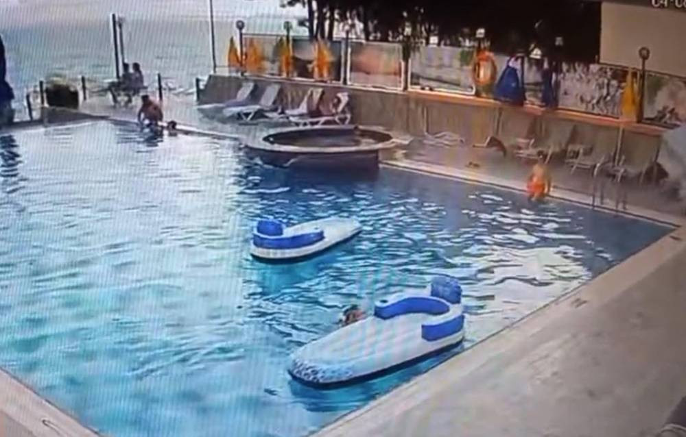 9 yaşındaki Ali, çırpına çırpına can verdi! Türkiye’nin turizm cennetinde yaşandı! Tatil kabusa döndü