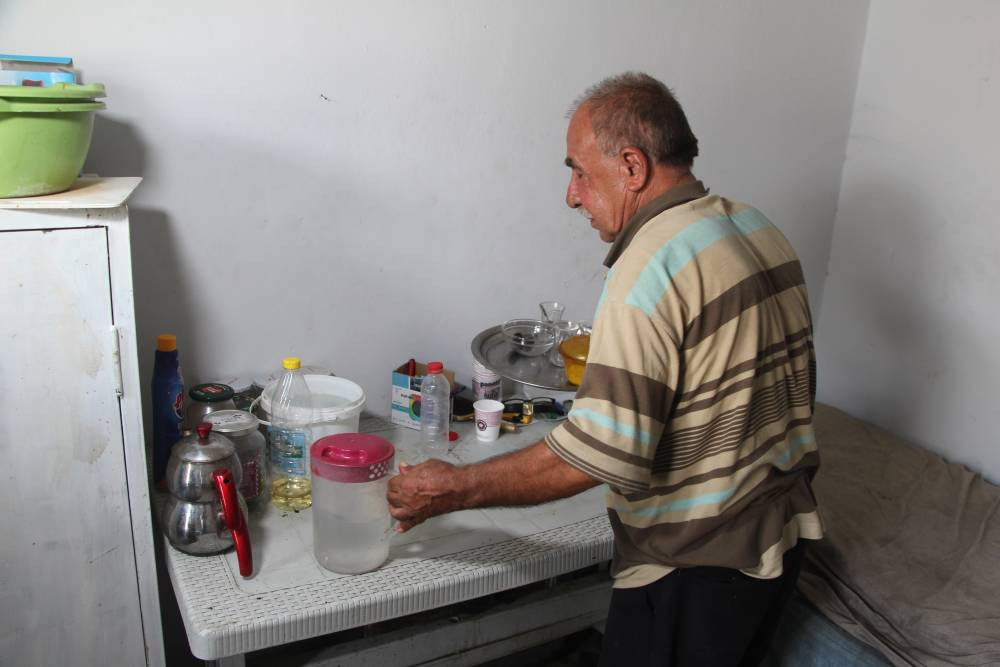 Aynı gün evini ve eşini kaybetti: Yaşlı adamın hikayesi yürekleri sızlattı!