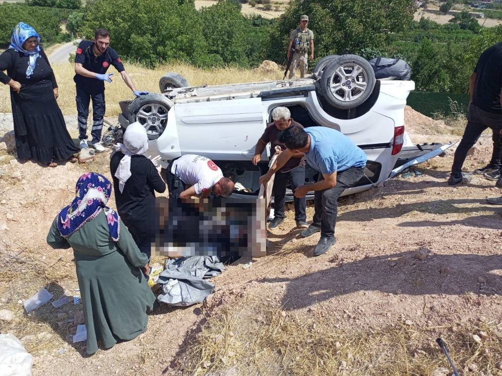 Eruh’ta feci kaza! Can pazarı yaşandı: Çok sayıda yaralı var