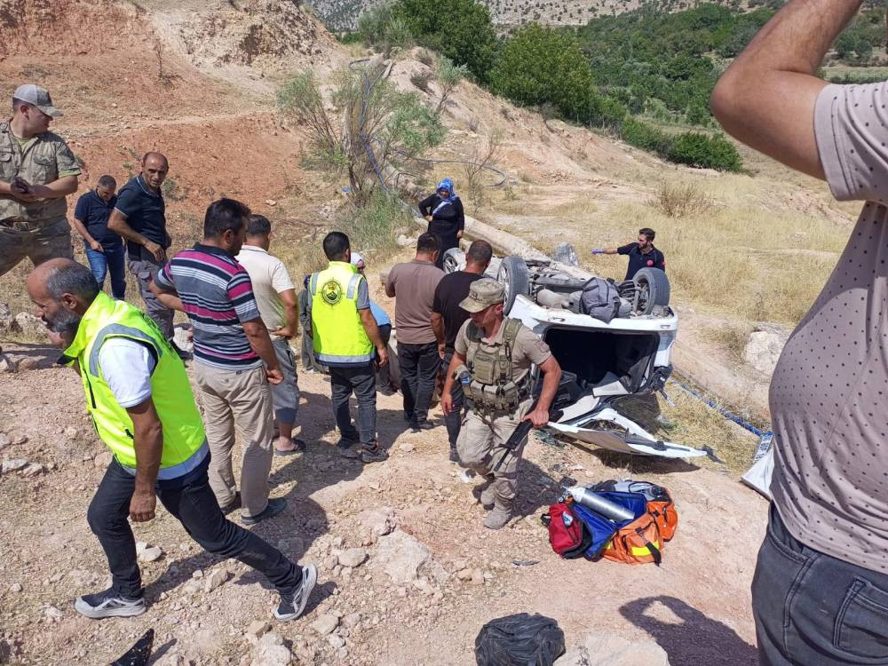 Eruh’ta feci kaza! Can pazarı yaşandı: Çok sayıda yaralı var