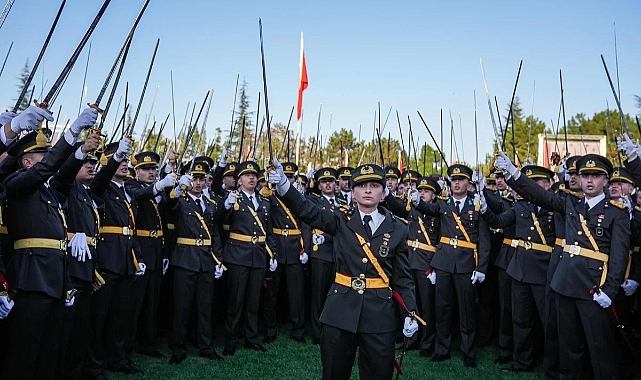 ataturkcu-tegmenler-vatana-hizmet-icin-uniforma-sart-degildir-29.jpg
