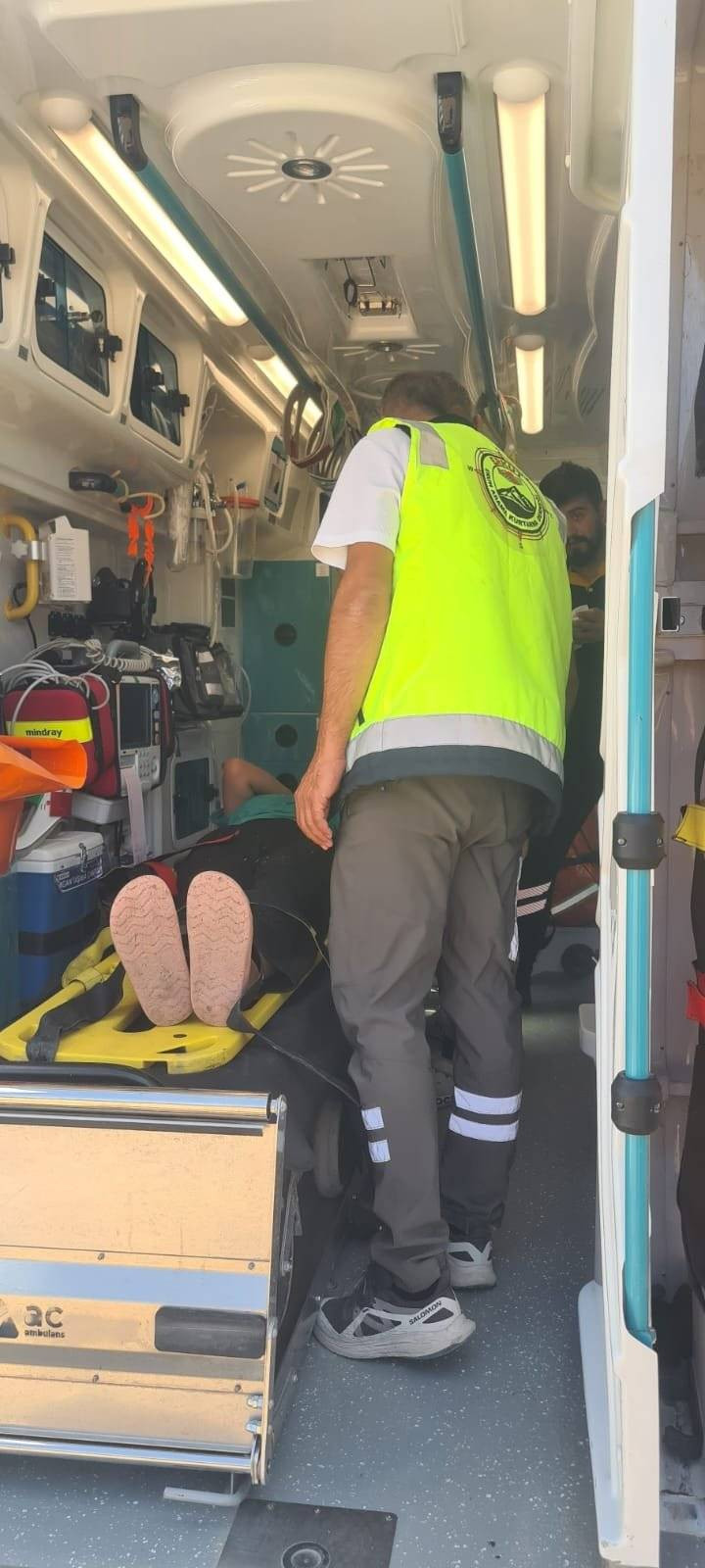 Eruh’ta hayvan otlatırken Kaza! Kayalıklardan metrelerce düştü