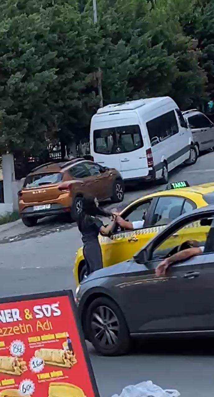 İstanbul’da dehşete düşüren olay: Taksici yumruklarla genç kızı bayılttı!