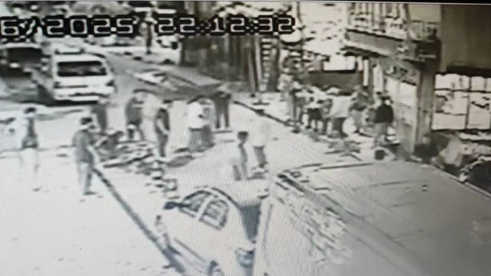 İstanbul’da kıraathaneye uzun namlulu silahla saldırı!