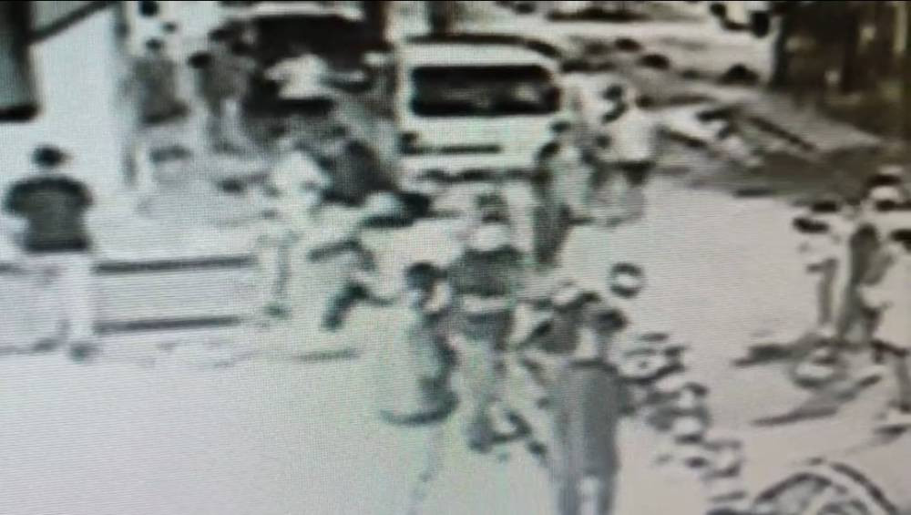 İstanbul’da kıraathaneye uzun namlulu silahla saldırı!