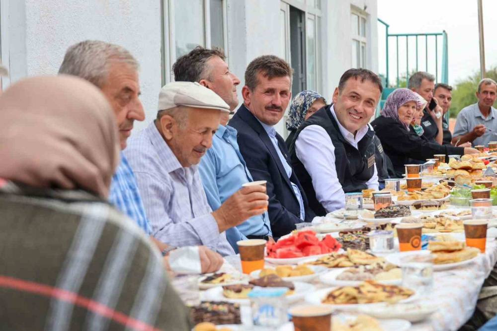 Vali Sözer’den İkizce’ye müjde: Asfalt çalışmaları tamam!