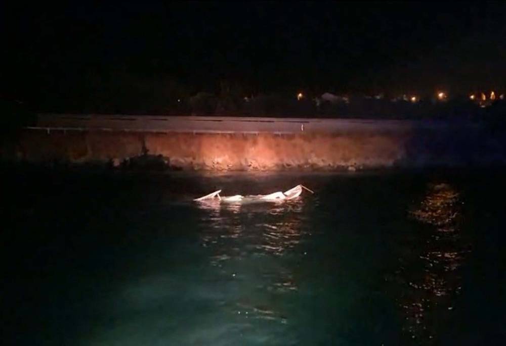 Çanakkale’de tekne battı! Ekipler gece yarısı seferber oldular