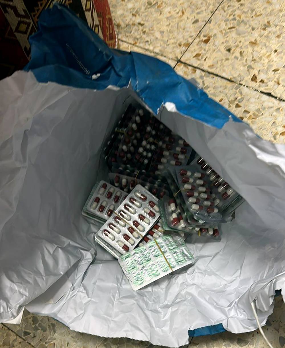 Torbacı operasyonunda şok detaylar ortaya çıktı! Adana'da evin her yerinden uyuşturucu çıktı