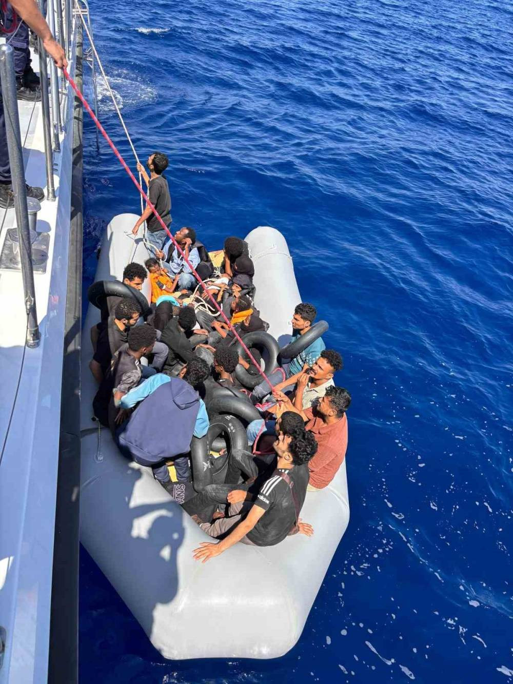 147 kaçak göçmen kurtarıldı!