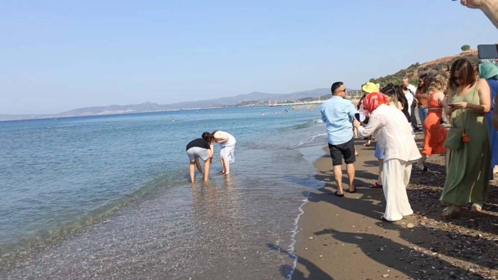 Damat denize atıldı! Kötülükler geride kaldı