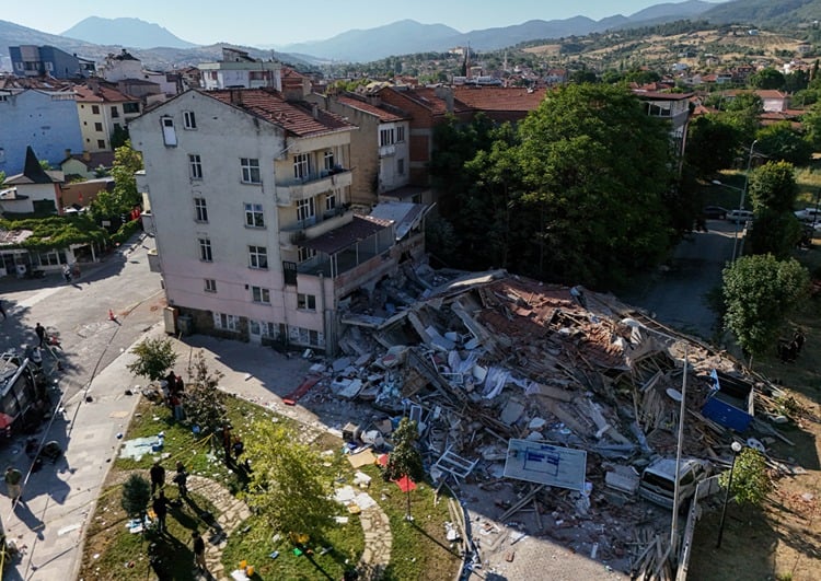 afad-acikladi-sindirgida-2-gunde-kac-deprem-oldu-yenicag-3.jpg