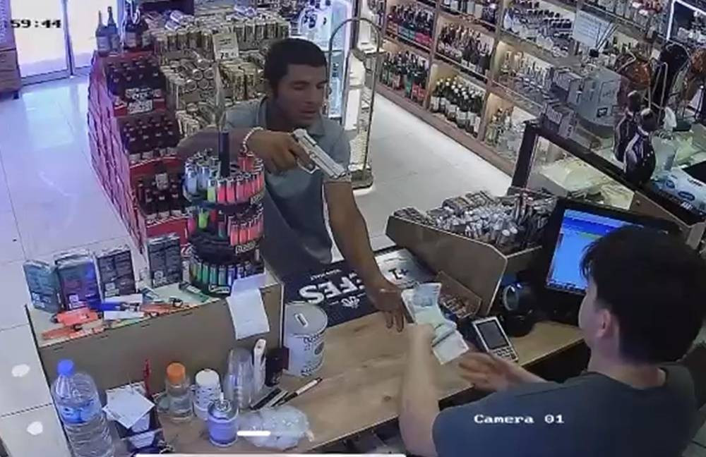 Çerkezköy’de soygun macerası! 4 saat sonra yakalandı