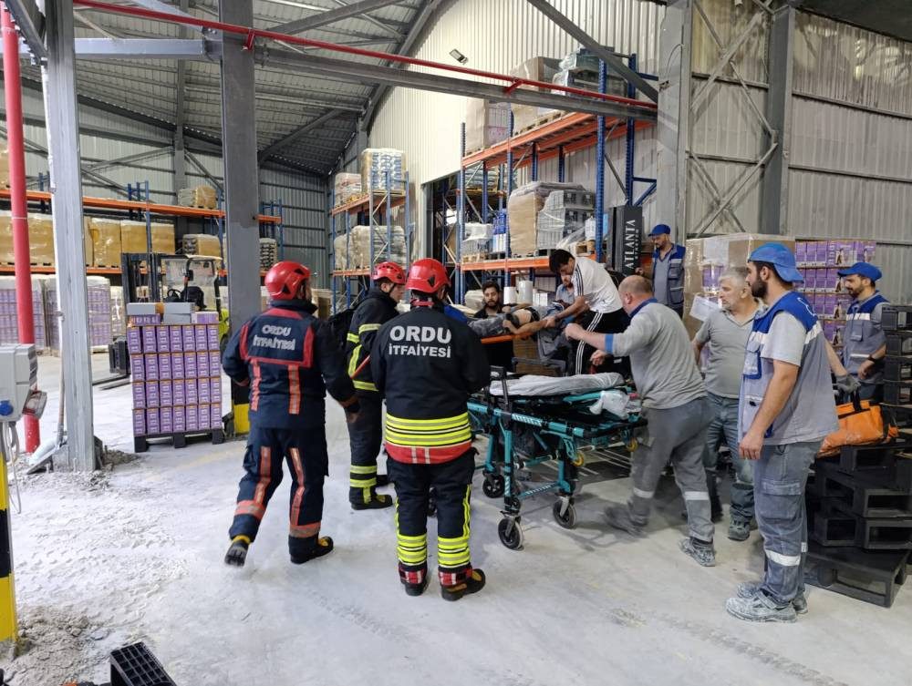 Fatsa’da işçi makineye kapıldı! Fabrikada dehşet anları