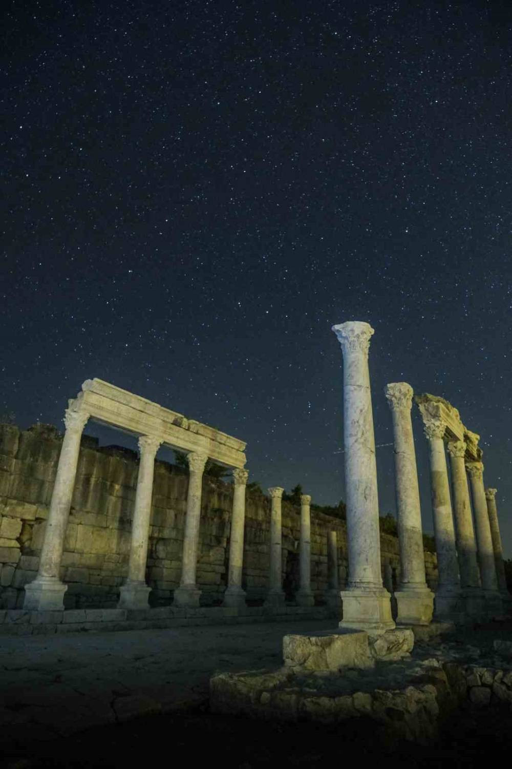 Gladyatörler şehri Kibyra’da görsel şölen: Perseid meteor yağmuru büyüledi!