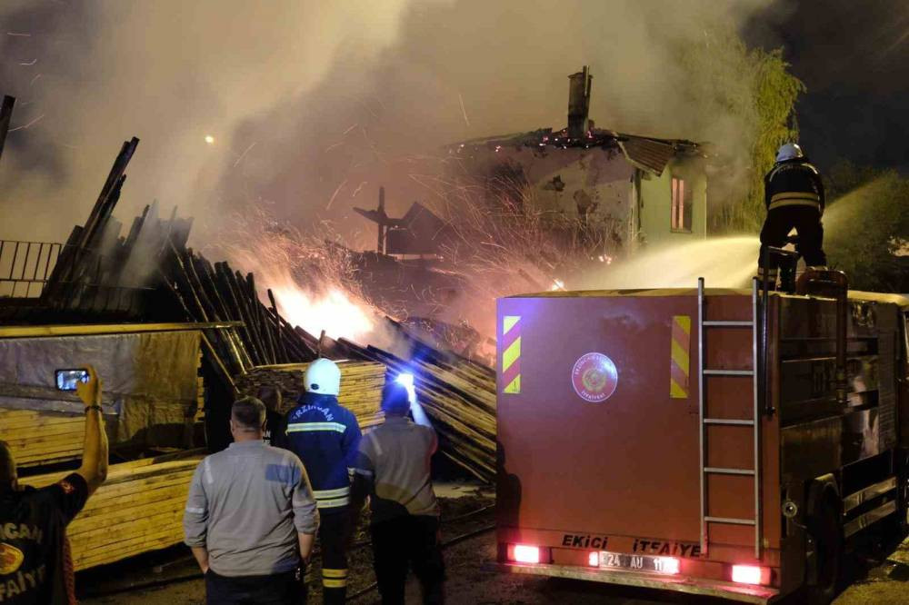 Keresteciler Sitesindeki yangın panik yarattı!