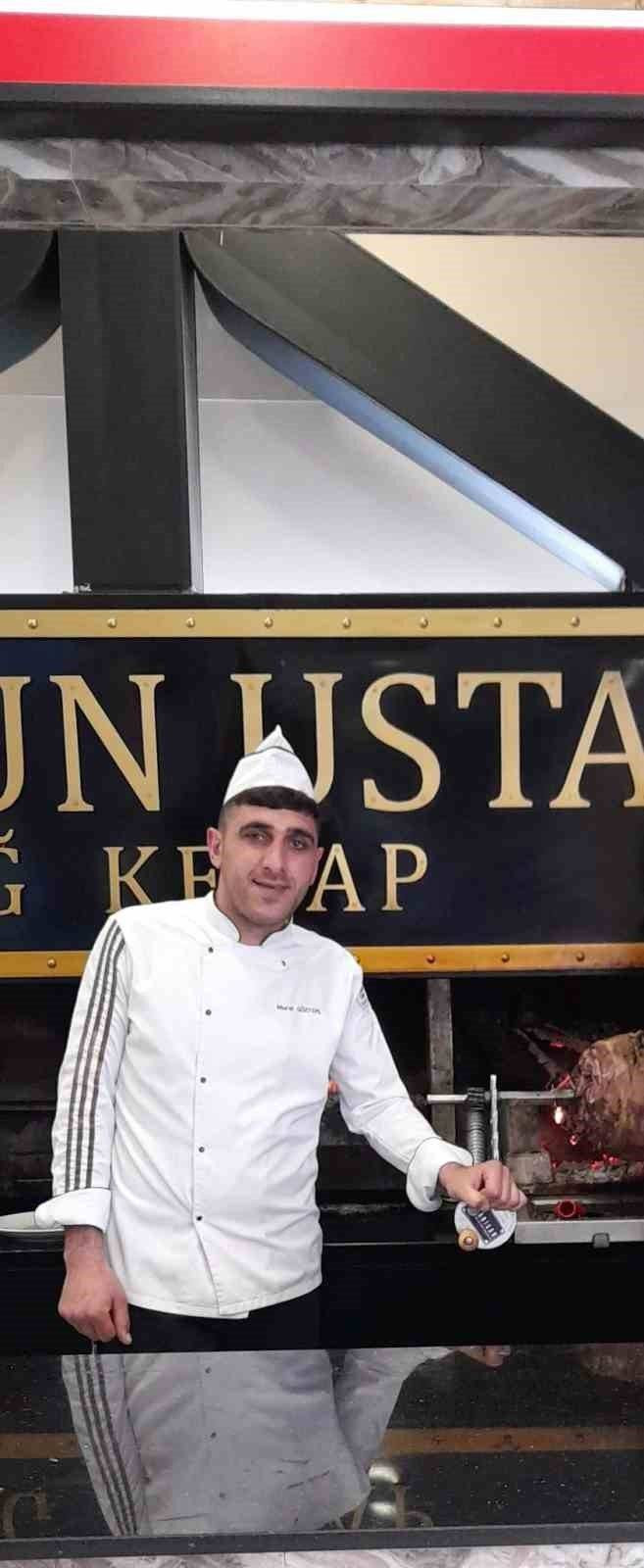 Mezarlık önünde cinayet: Kardeşini öldürdü!