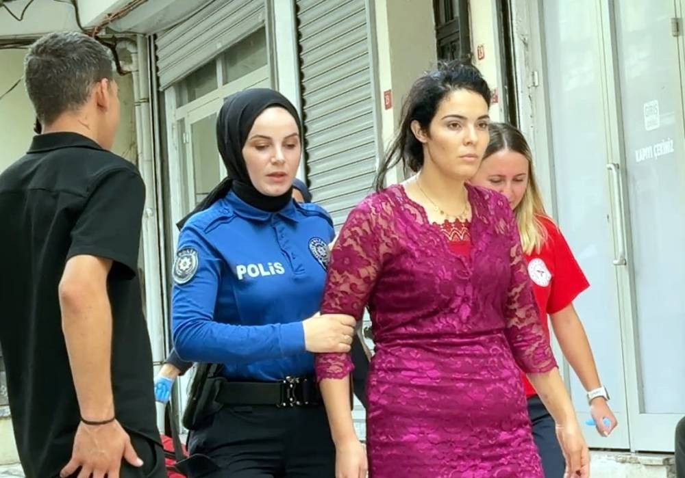 Avcılar'da polis ve itfaiye alarma geçti! İntihar sandılar gerçek farklı çıktı