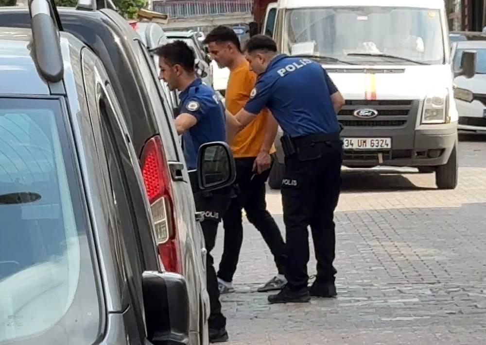 Avcılar'da polis ve itfaiye alarma geçti! İntihar sandılar gerçek farklı çıktı