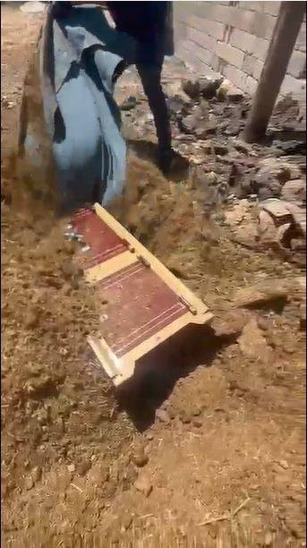 Jandarma gübre altında servet buldu! Hırsızlar tanıdık çıktı