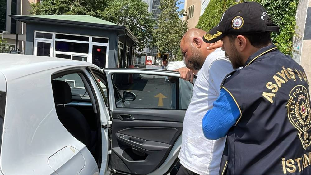 Şehit mezarına bunu da yaptılar! Senin hiç vicdanın yok mu?