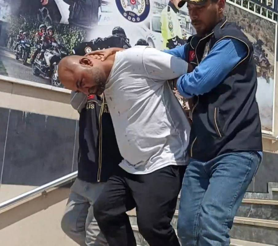 Şehit mezarına bunu da yaptılar! Senin hiç vicdanın yok mu?