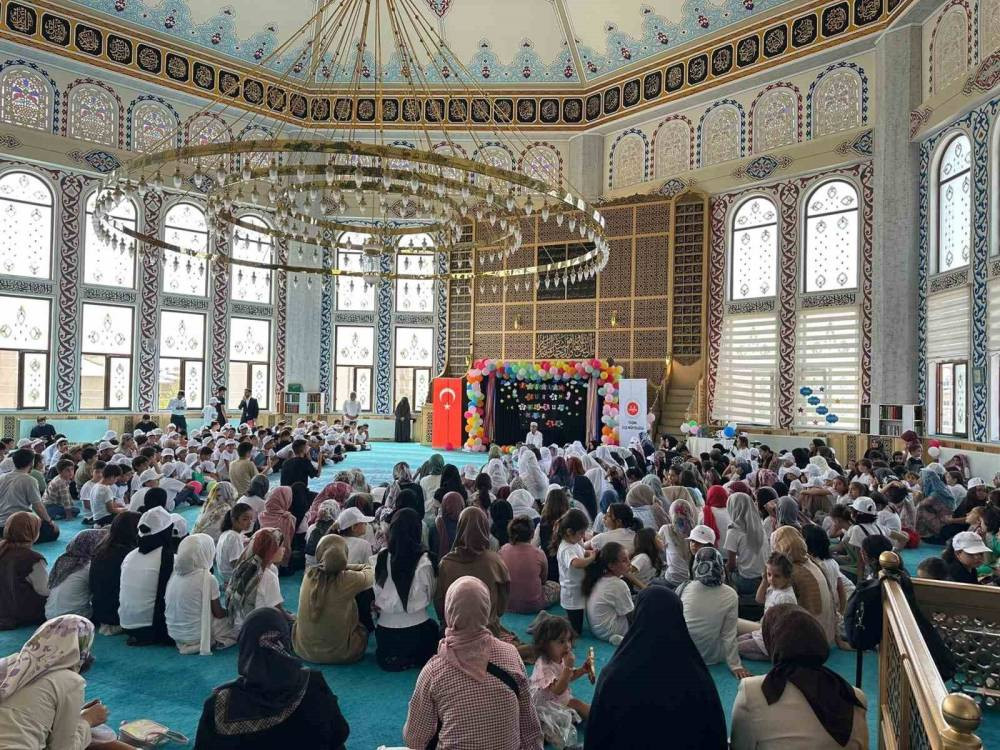 Yaz Kur’an kursları ödüllerle sona erdi