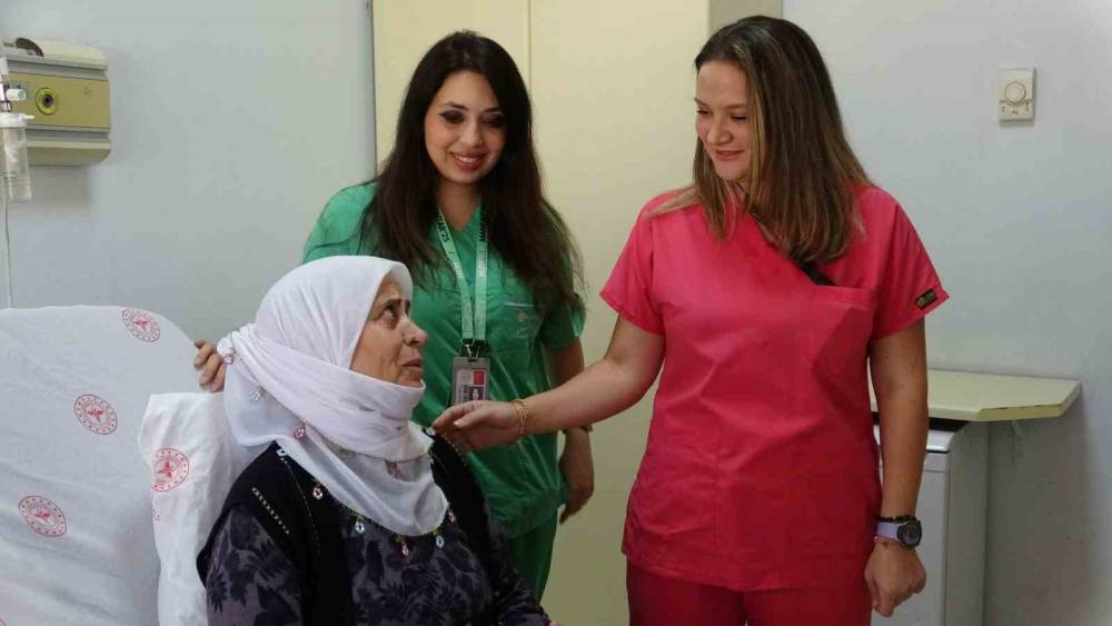 Kalbinin üzerinde çıkan doktorları bile şoke etti!