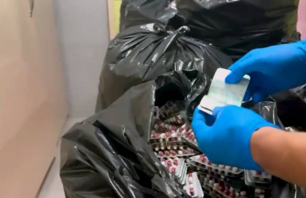 Uyuşturucu operasyonunda altın detayı! Şüpheli her şeyi itiraf etti