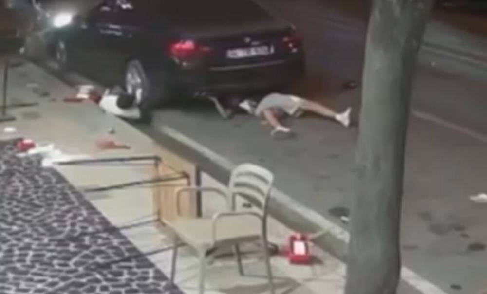 Düzce’de feci kaza! Motosikletli sürücü savrulup aracın altına girdi