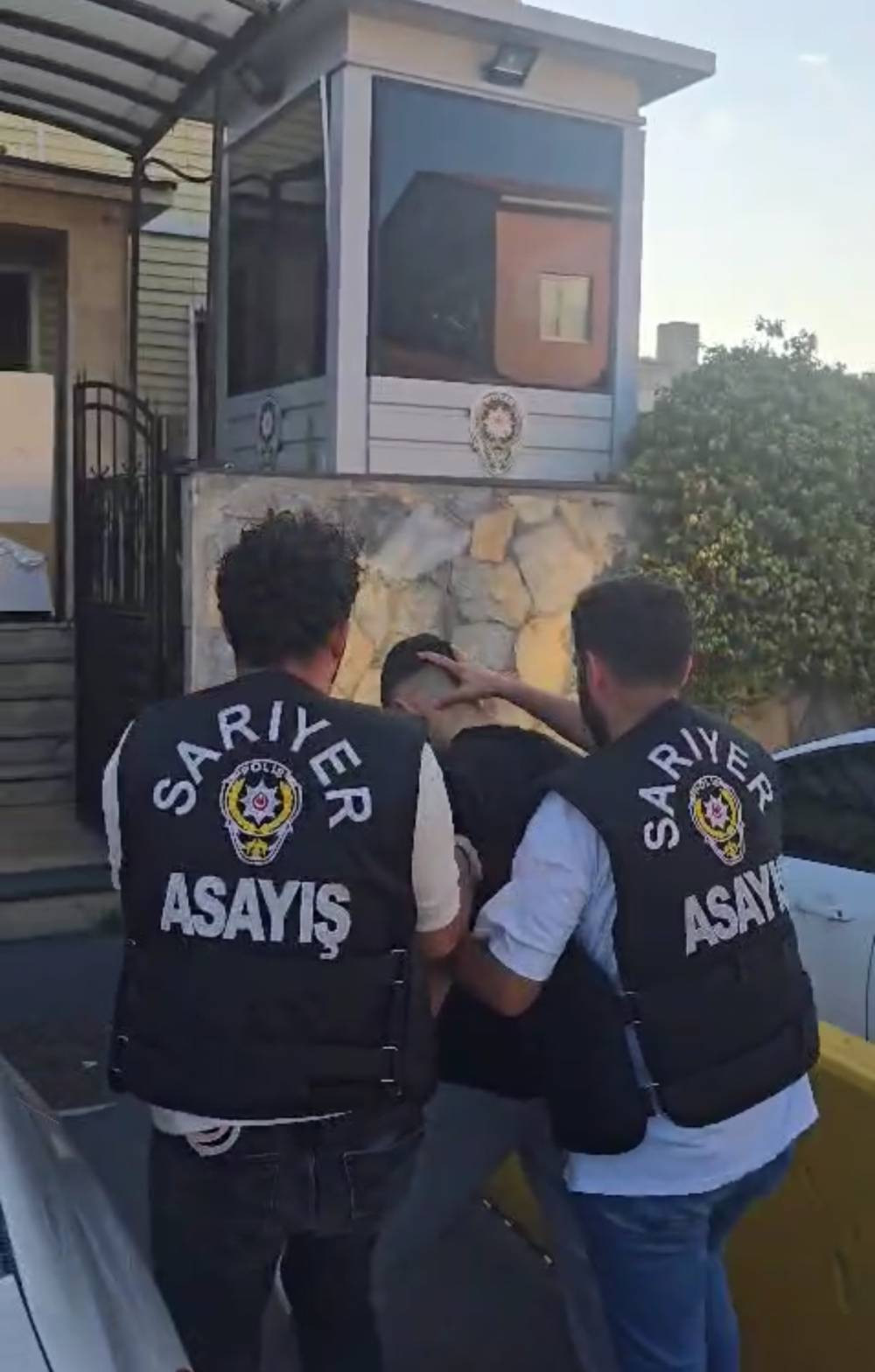 Sarıyer’de dehşet! Ensesinden bıçakladı: Kız meselesi kanlı bitti